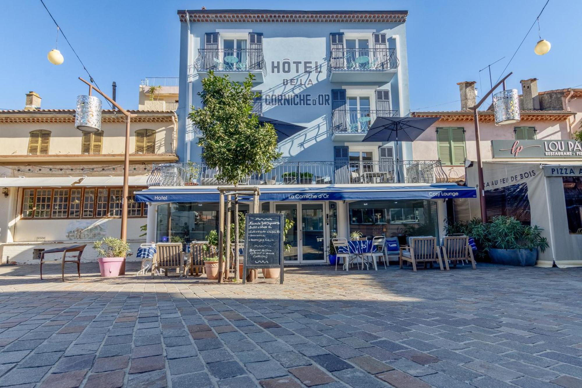 Hotel De La Corniche D'or