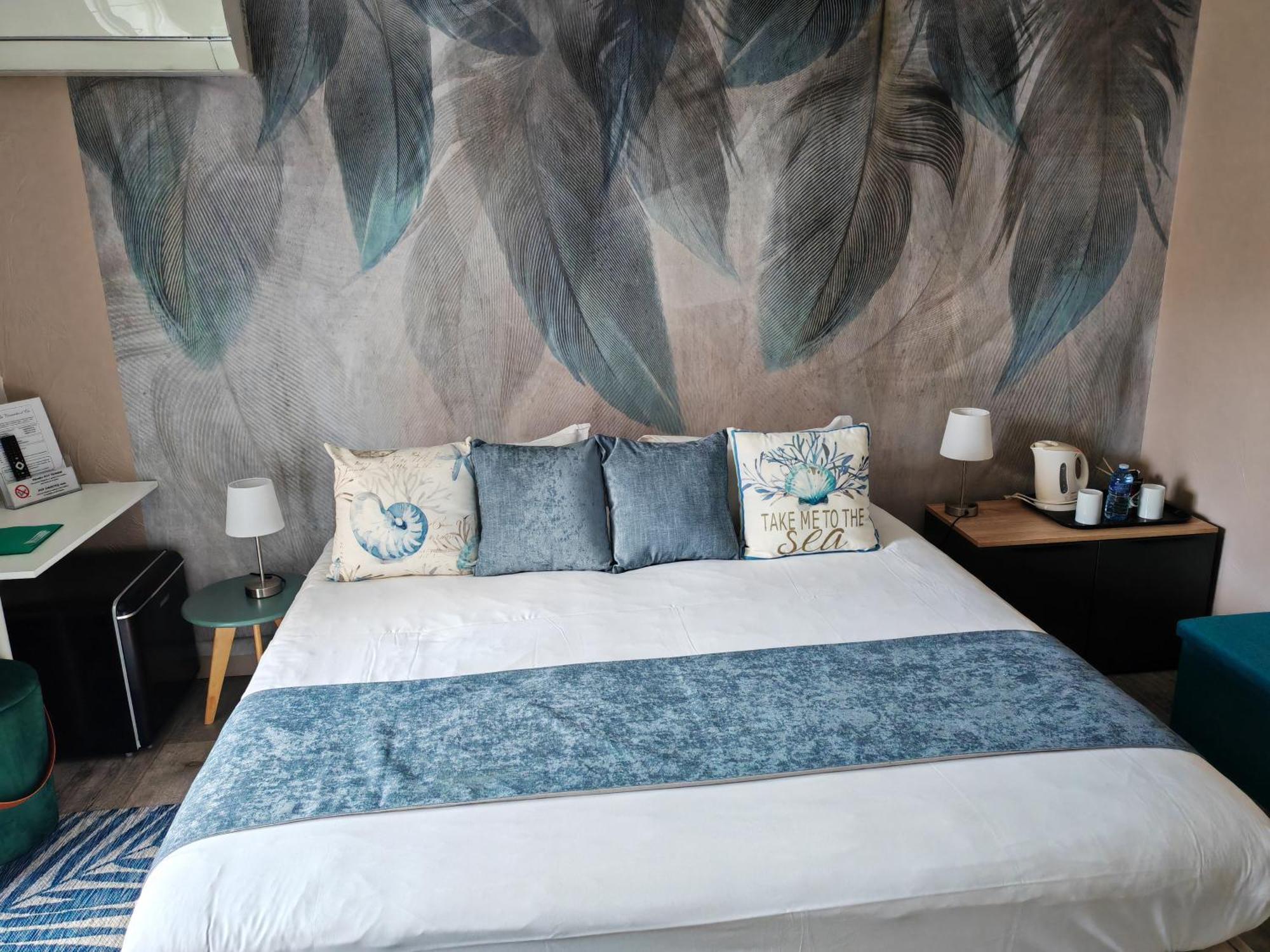 De La Corniche D'or Hotel 3*